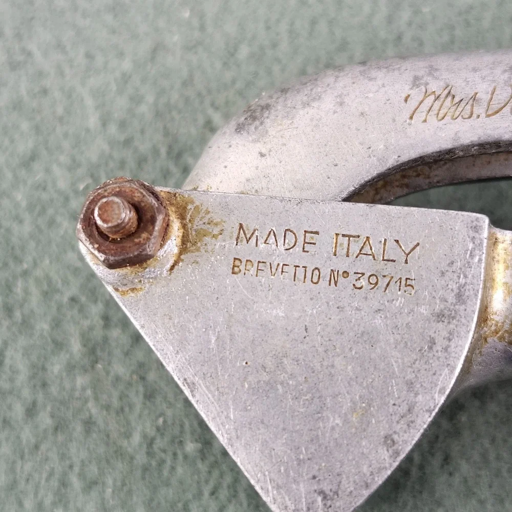 Vintage Mrs. Damar Brevetto No‎ 39715 Aluminum Garlic Press Made in Italy